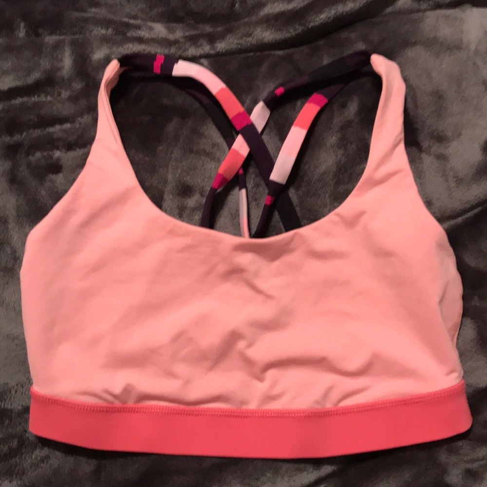 Pink lululemon 🍋 bra